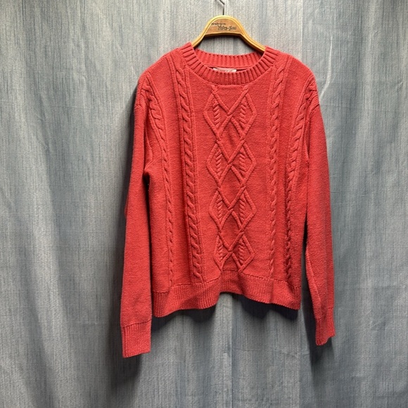 Joe Fresh & Gillian Harris Red Cable Knit Sweater size small - Picture 2 of 7